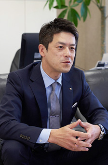 代表取締役社長 平尾　領司